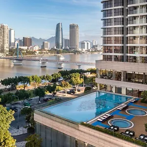 Meliá Vinpearl Riverfront Hotel Da Nang